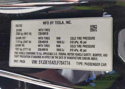 2020 Tesla Model 3 z USA, uszkodzony, nr VIN 5YJ3E1EA2LF784774
